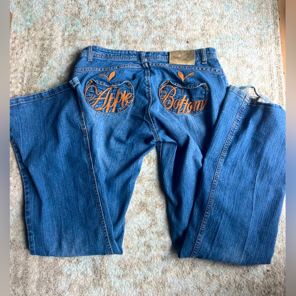 Apple Bottom Jeans Boot cut Womens size 7/8